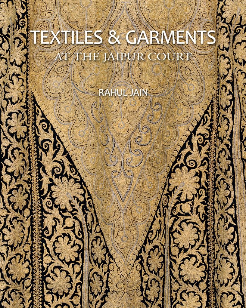 Textiles Garments At the Jaipur Court WEB Textiles & Garments : At the Jaipur Court Book
